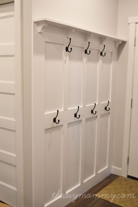 Board and Batten Hook Wall Wall With Hooks, Batten Diy, Diy Board And Batten Wall, Vstupná Hala, Diy Board And Batten, Batten Wall, Board And Batten Wall, Diy Entryway, 아파트 인테리어