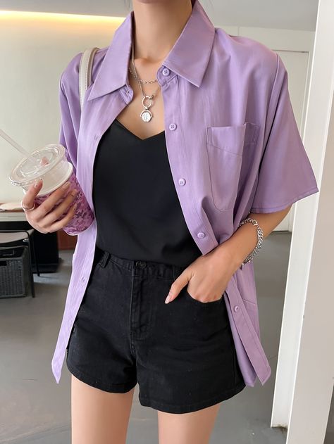 Short Sleeve Polo Women Outfit, Purple Button Up, Purple Button Down Shirt Outfit, Purple Button Up Shirt Outfit, Lavender Shirt Outfit, Purple Tshirt Outfits, Purple Outfit Ideas Casual, Oversized Polo Outfit Women, Plain Shirt Outfit