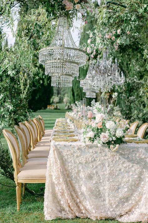 A Fairytale For The Modern Destination Bride At Villa Cetinale Princess Theme Wedding, Modern Fairytale Wedding, Villa Cetinale, Princess Wedding Theme, Wedding Brides Maid, Royal Wedding Themes, French Themed Wedding, Fairy Tail Wedding, French Country Wedding