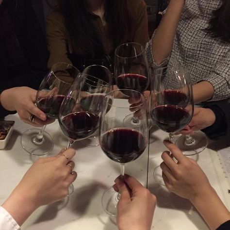 𝕄𝕖𝕘 on Twitter: "missing girls night… " Wine