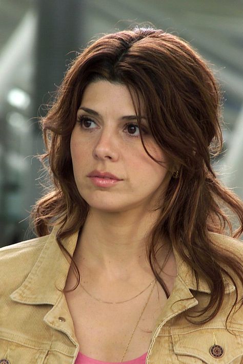 Marisa Tomei Marissa Tomei 90s, Aunt May Marisa Tomei, April Parker, Marisa Tomei Hot, Marissa Tomei, Marisa Tomei, Hottest Female Celebrities, Mariska Hargitay, Celebrity Beauty