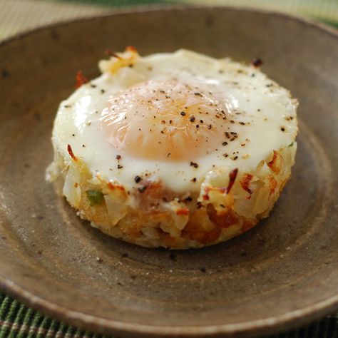 Baked Eggs Napoleon Omelet, Läcker Mat, Egg Muffins, What's For Breakfast, Weekend Breakfast, Baked Eggs, Breakfast Brunch Recipes, Breakfast Time, Deviled Eggs