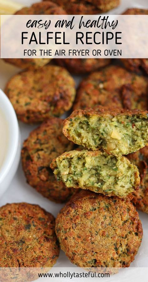 Essen, Healthy Falafel Recipe, Easy Falafel Recipe, Healthy Falafel, Make Falafel, Easy Falafel, Falafel Recipe Easy, Mediteranian Diet Recipes, Mediterranean Recipes Healthy