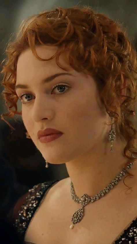 Hollywood Actresses, Kate Winslet, Kate Winslet Movies, भारतीय दुल्हन संबंधी, Titanic Kate Winslet, Kate Winslate, Titanic Movie, Curly Updo, Rose Hair