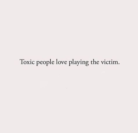 Deep Sibling Quotes, Toxic Friendship Aesthetic, Toxic Best Friend Aesthetic, Toxic People Quotes Deep, Bad Friend Quotes, Toxic Friendships Quotes, Negative People Quotes, Leaving Quotes, Toxic Family Quotes