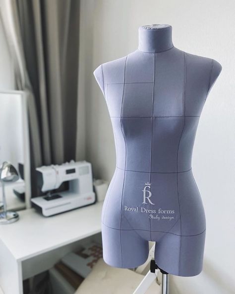 Mannequins Royal Dress Forms on Instagram: “Benefits of Monica ART💜 ⠀ Our novelty has already won your hearts! And no wonder, because it has so many advantages! ⠀ 👉🏻Complex set. ⠀ The…” Couture, Sewing Mannequin, Mannequin Decor, Royal Dress, Sewing Room Design, Dress Form Mannequin, Fashion School, Brand Creation, Royal Dresses