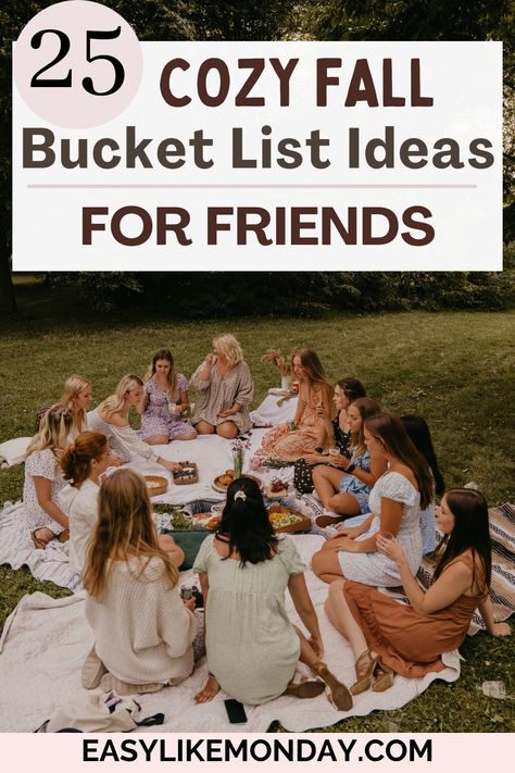 25 Cozy Fall Bucket List Ideas for Friends. Here's 25 fun autumn activity ideas to do with friends to help you make memories together and enjoy the outdoors before the cold weather rolls around. This list of affordable autumn activities to do with friends / list of cheap autumn activities for adults includes indoor and outdoor activities to do in the fall to fully enjoy this season and help you choose the best ways to spend time with your friends this autumn. Fall Things To Do With Friends, Bucket List Ideas For Friends, Ideas To Do With Friends, Activities To Do With Friends, Fall Bucket List Ideas, Herbst Bucket List, Autumn Activity, Hobbies For Girls, Cheap Hobbies