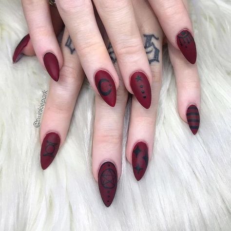 54 Witch Nail Art Ideas To Enchant And Delight You | Revelist Witch Nail Art, Deep Red Nails, Grey Nail Art, Witch Nails, Witchy Nails, Retro Nails, Gothic Nails, Goth Nails, Nails Now