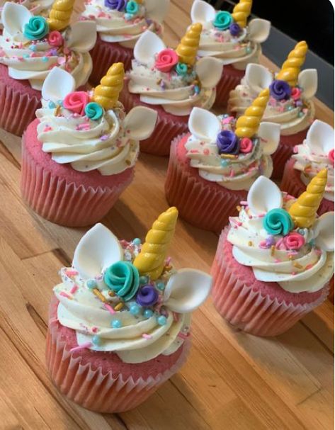 Mermaid And Unicorn Cupcakes, Unicorn Birthday Cake And Cupcakes, Unicorn And Rainbow Cupcakes, Unicorn Birthday Party Cupcakes, Unicorn Themed Cupcakes, Pink Unicorn Cupcakes, Unicorn Theme Cupcakes, Cupcake Unicorn Cake, Unicorn Cupcakes Easy