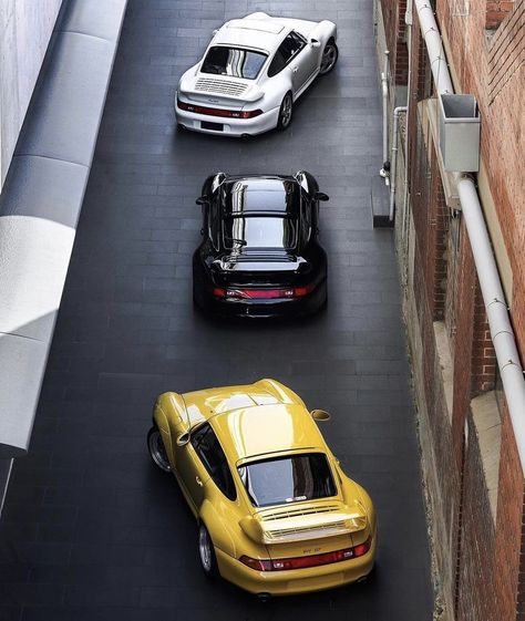 Jdm Retro, 993 Turbo, Mercedes Wallpaper, Garage Cafe, Porsche 993, Porsche 918, Cars And Coffee, Classic Porsche, Pretty Cars