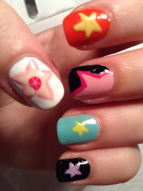 Steven Universe inspired nail art! Steven Universe Nails Art, Steven Universe Inspired Makeup, Steven Universe Inspired Nails, Steven Universe Nail Designs, Ponyo Inspired Nails, Random Nail Art, Steven Universe Nail Art, Cartoon Inspired Nails, Steven Universe Crafts