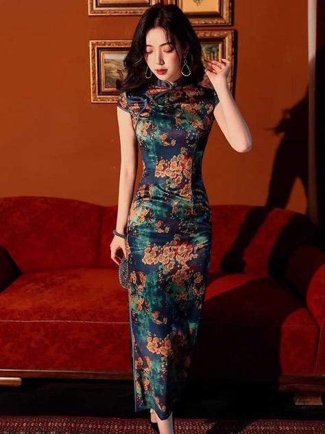 Qipao Vintage, Black Cheongsam, Qipao Pattern, Chinese Cheongsam Dress, Qipao Wedding, Red Qipao, Modern Qipao, Modern Cheongsam, Chinese Cheongsam