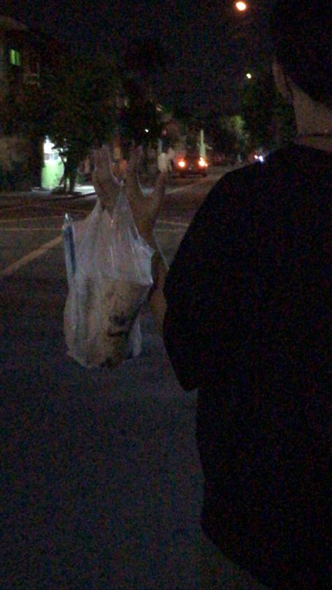 Night Walk With Bf Prank, Night Walk Boyfriend, Night Walk Prank, Night Gala Prank Picture, Gala With Boyfriend Prank, Bonding With Boyfriend, Gala With Friends Prank Filipino, Night Walk With Bf, Night Walk With Boyfriend