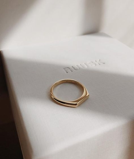 Ruusk Jewellery, Handmade Gold Ring, Plain Rings, Rings Ideas, Mens Gold Rings, Buying Gold, Mens Rings, Ringe Gold, Gold Rings Fashion