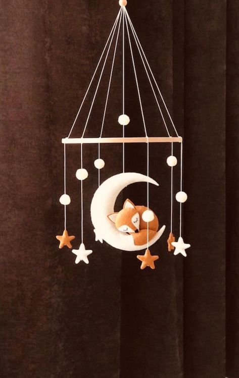 Fox Baby Room, Fox Mobile, Moon Stars Nursery, Fuchs Baby, Forest Mobile, Mobile Forest, Mobile Bebe, Baby Play Gym Toys, Fox Nursery Decor