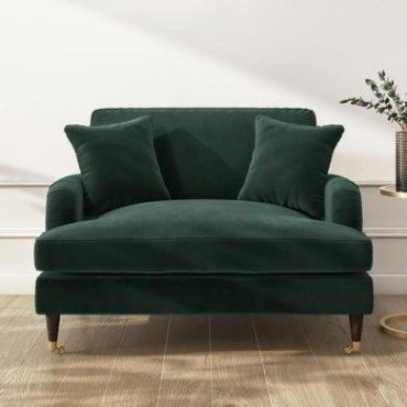 Teal Living Room Color Scheme, Green Velvet Loveseat, Velvet Love Seat, Blue Velvet Loveseat, Teal Living Room Decor, Living Room Color Combination, Dark Green Living Room, Blue Sofas, Room Color Combination