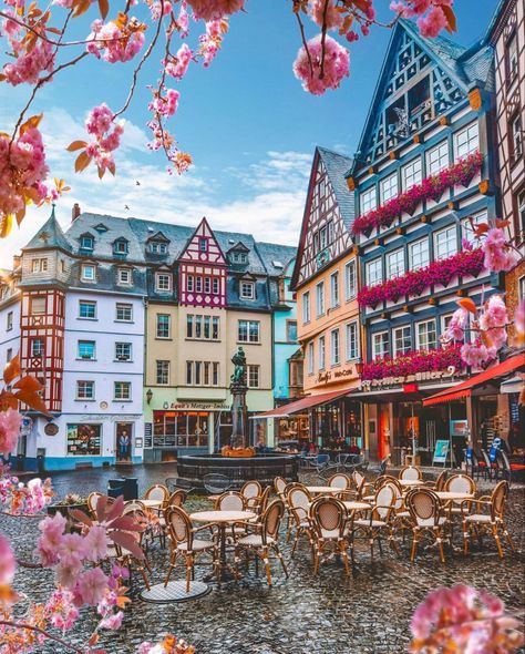 Cochem, Germany Florida Keys, Germany Travel, Cochem Germany, Dream Travel Destinations, Beautiful Places To Travel, Beautiful Places To Visit, Travel Inspo, Pretty Places, Travel Aesthetic