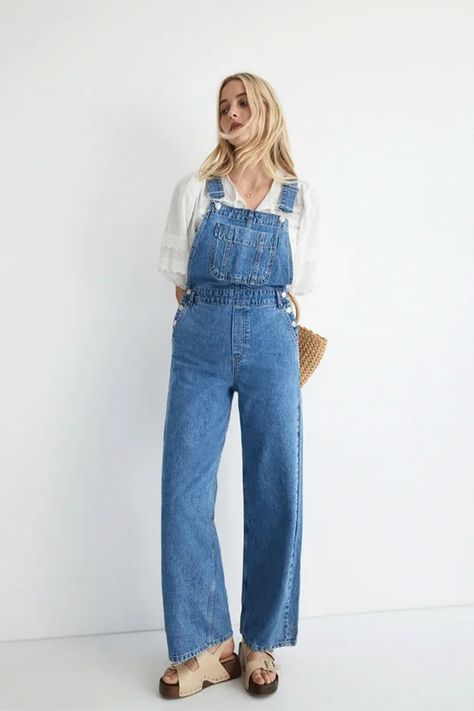 3 UGGS styled 3 ways, gilmore girls fashion & the LuxeGirls vlog office life this week.. | SheerLuxe Wide Leg Dungarees, Uggs Styled, Denim Dungarees Outfit, Dungarees Outfit, Denim Jumpsuit Outfit, Dungaree Outfit, Gilmore Girls Fashion, Long Overalls, Denim Dungaree