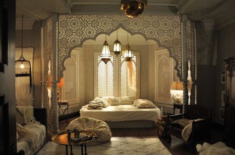 video tour of the sets that aired on Entertainment Tonight. Turkish Interior Design Bedroom, Islamic Style Bedroom, Moroccan Window Treatments, Jaipur Bedroom, Arabic Bedroom, Wendy Beauchamp, Moroccan Style Bedroom, Moroccan Window, Moroccan Decor Bedroom