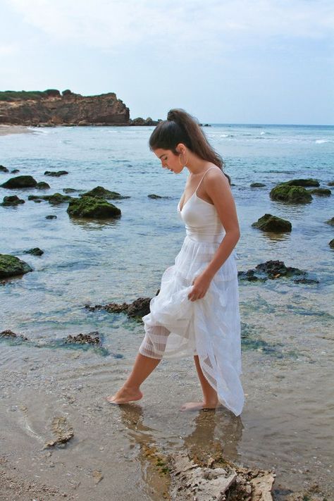 Boho Wedding Dress Beach, Wedding Dress Beach Wedding, Dresses Corset, 1940s Wedding, Wedding Dress Beach, Boho Bridal Dress, Gowns Vintage, Simple Wedding Dress Beach, White Bridal Gown