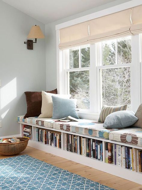 27 Best Reading Nook Ideas and Designs for 2019 Indoor Bench Cushions, Bay Window Seat, Window Benches, Diy Casa, Small Balcony Decor, Cozy Reading Nook, Bookshelves Diy, Apartment Balcony Decorating, Trendy Home
