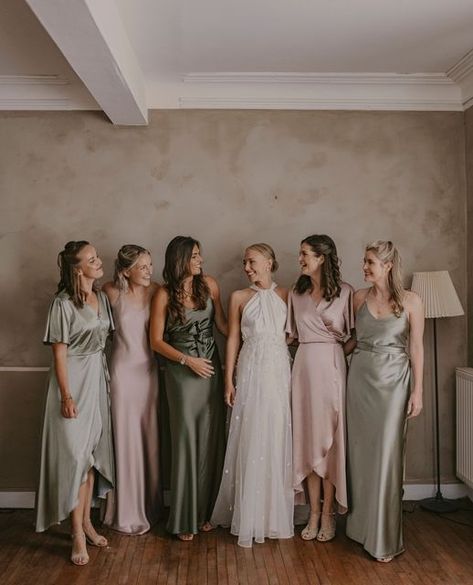 Olive Green Bridesmaid Dresses, Modern Bridesmaid Dresses, Spring Bridesmaid Dresses, Olive Green Weddings, Brooklyn Dress, Modern Bridesmaid, Sage Green Bridesmaid Dress, Dress Code Wedding, Mismatched Bridesmaids