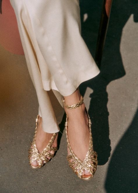 Natacha Sandals - Smooth braided gold - Crackled metallic goatskin leather - Sézane Outfits With Gold Shoes, Gold Sandals Outfit, Gold Shoes Outfit, Aesthetic Shoe, Woven Leather Sandals, Ballerina Pumps, Woven Sandals, Mid Heel Sandals, Sandals Outfit
