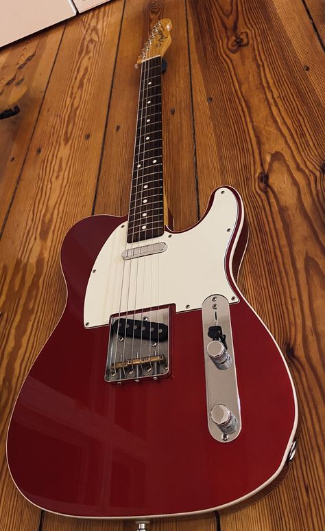 Fender '62 Custom Telecaster / Made in Japan Fender Telecaster Deluxe, Custom Telecaster, Telecaster Bass, James Burton, Guitar Studio, Telecaster Deluxe, Telecaster Thinline, Dog Water Fountain, Telecaster Custom