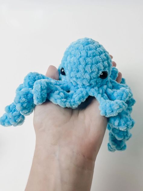 Amigurumi Patterns, Octopus Crochet Pattern Free, Octopus Crochet Pattern, Crocheted Jellyfish, Baby Octopus, Easy Crochet Animals, Crochet Octopus, Sew Pattern, Crochet Animals Free Patterns