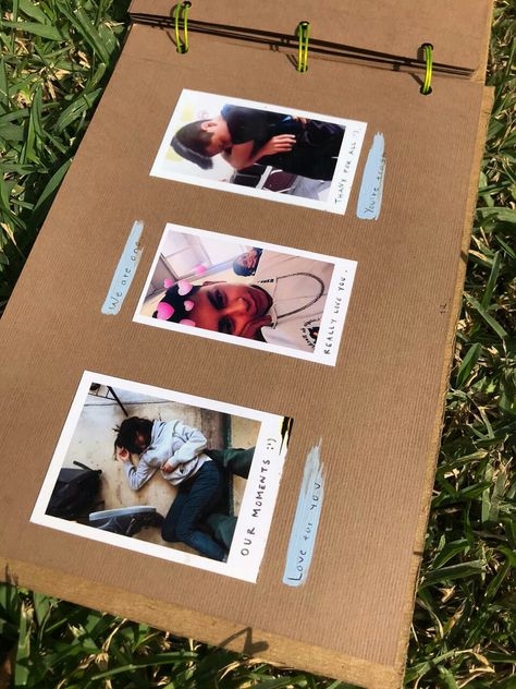 Slam Book Ideas, Slam Book, Couple Scrapbook, Polaroid Album, Tumblr Photos, Diy Photo Book, Birthday Gifts For Boyfriend Diy, Collage Scrapbook, Notebook Art