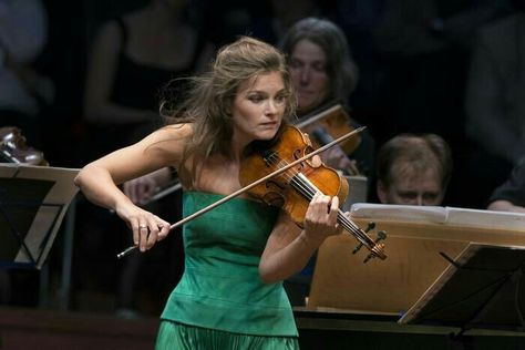 Classical Music, Folk Music, Janine Jansen, Violin Teaching, Electric Violin, Classical Musicians, Great Women, Violinist, Play Music