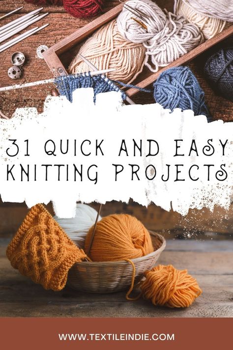 Get inspired with these knitting projects for beginners. With 31 different projects, you can try something new every day for a month. Quick Knit Gifts, Beginning Knitting Projects, Knitting Projects For Beginners, Knit Gifts, Diy Knitting Projects, Quick Knitting Projects, Easy Knit Hat, Knitting Projects Free, Knitting Gifts