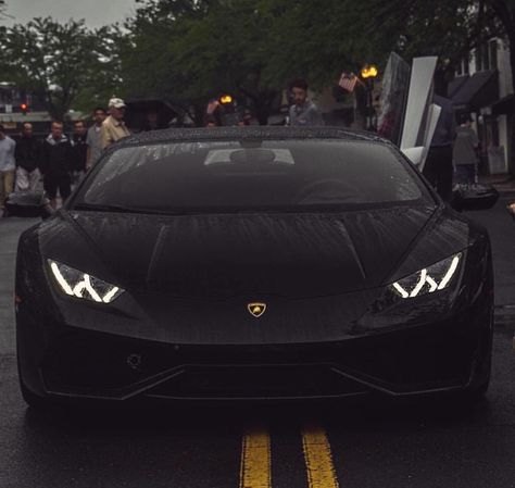 Trick Riding, Cars Usa, Super Luxury Cars, Lamborghini Huracan, Best Luxury Cars, Expensive Cars, My Dream Car, Sports Cars Luxury