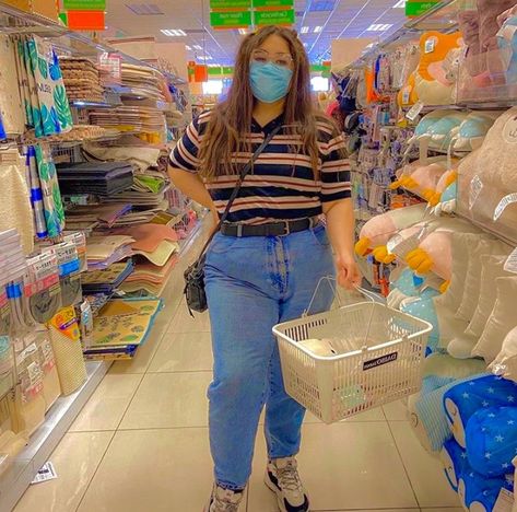 Striped Shirt Aesthetic, Daiso Store, Indie Outfits Plus Size, Grunge Outfits Edgy, Aesthetic Outfits Plus Size, Aesthetic Mom, Mid Size Outfits, Daiso Japan, Midsize Outfits