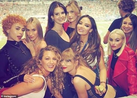 Taylor Swift might be best pals with Blake Lively and Selena Gomez - but they never spend time together as a trio - Taylor and Blake pictured at the 2024 Super Bowl final, without Selena Lana Del Rey, Las Vegas, Selena And Taylor, Blonde Cat, Estilo Taylor Swift, Girl Squad, She Girl, Bad Blood, February 12
