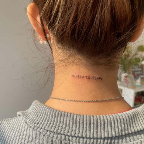 Behind Neck Tattoo Woman Simple, Tattoos For Women Design, Behind The Neck Tattoos, Word Neck Tattoos, Neck Tattoo Women, Neck Tattoos For Women, Lifeline Tattoos, Simple Neck Tattoos, Back Of Neck Tattoos For Women