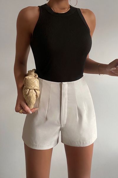 Cute Short Outfits, Short Elegantes, Outfits Sommer, Outfits Short, Short Outfit, Look Con Short, Runaway The Label, White Short Dress, Looks Black