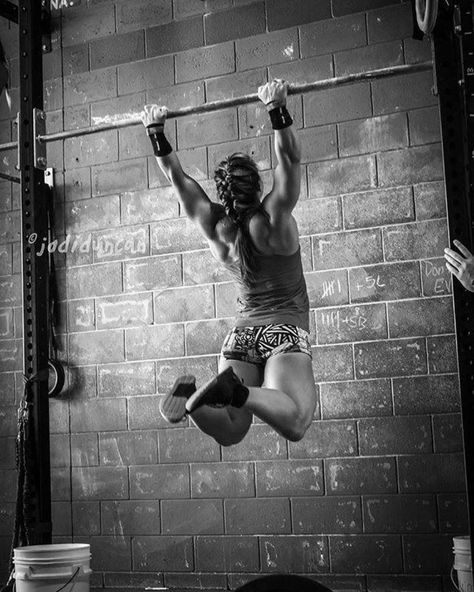 “Open Throwbacks 🐨🇦🇺 @crossfitgames 📸 @jodidunks” —Kara Webb Beach Workout Photography, Fotografia Crossfit, Crossfit Photoshoot, Kara Webb, Crossfit Photography, Gym Photoshoot, Crossfit Girl, Gym Photography, Crossfit Inspiration