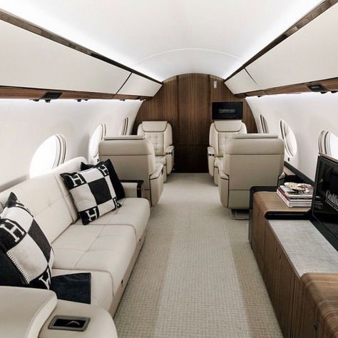 Private Jet Aesthetic Interior, Inside Private Jet Luxury, Small Private Jet Interior, Big Private Jet, Black Private Jet Interior, Private Jet Interior Aesthetic, Private Jet Inside, Inside Private Jet, Private Jet Aesthetic