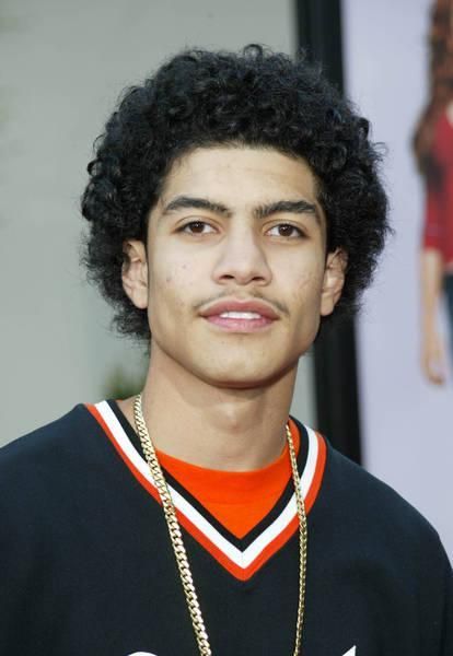 rick gonzalez Relationship Tropes, Rick Gonzalez, Brooklyn Baby, Brotherly Love, He's Beautiful, Art References, 80s 90s, Pretty Cool, Favorite Celebrities