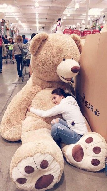 Big Teddy Bear on Pinterest | Giant Stuffed Animals, Boyds Bears ... Huge Teddy Bears, Teady Bear, Big Stuffed Animal, Giant Stuffed Animals, Large Teddy Bear, Foto Disney, Teddy Girl, Big Teddy Bear, Big Teddy