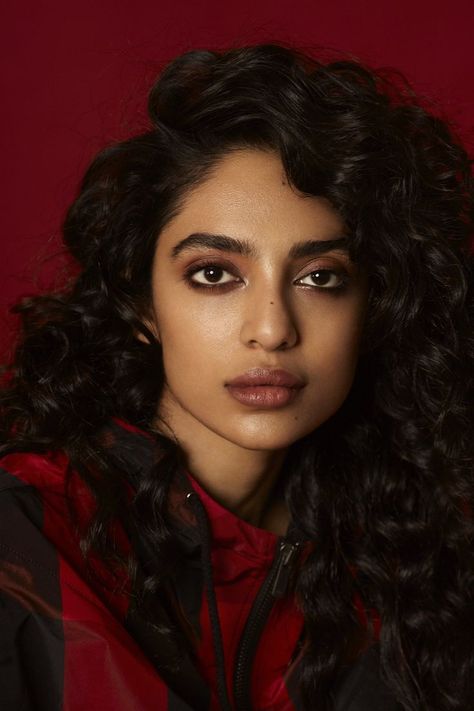 UHD HD Photo Sobhita Dhulipala, Dimitra Milan, Unique Faces, Nude Makeup, Portrait Sketches, Female Portraits, Amazon Prime Video, Beautiful Indian Actress, Face Claims