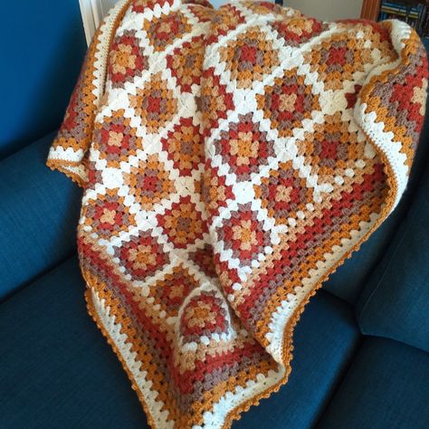 Colorful and Fun Crochet Blanket Designs Crochet Blanket Autumn Colours, Fall Crochet Blanket, 70s Crochet Blanket, Crochet Lap Blanket, Granny Square Blanket Crochet, Square Blanket Crochet, Throw Crochet, Fall Blanket, Granny Square Crochet Patterns