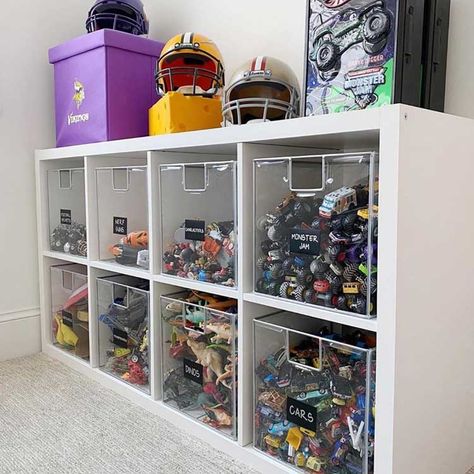 Genius toy storage solutions: Get organised with the best storage ideas for kids toys Storage Ideas For Kids, Best Storage Ideas, Toy Room Storage, Bloxburg Basement, Toy Room Organization, Toy Storage Solutions, Boys Playroom, Big Boy Bedrooms, Toddler Playroom