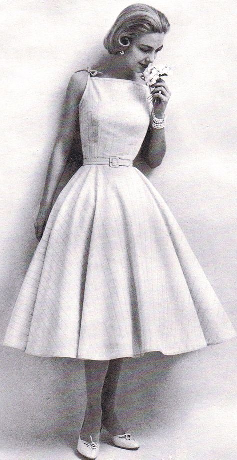 sweet 50's dress modeled by Gretchen Harris Mode Retro, 1950 Fashion, Vintage Fashion 1950s, Look Retro, Fashion 1950s, Retro Mode, Stil Inspiration, Vintage Mode, Vestidos Vintage