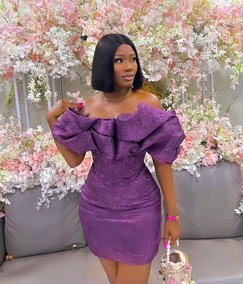 Purple Dress Outfit Wedding Guest, Lace Styles For Wedding Guest, Classy Wedding Guest Dresses, Lace Styles For Wedding, Classy Short Dresses, Lace Wedding Guest Dress, Satin Sleeves, Aso Ebi Lace Styles, Nigerian Lace Styles Dress