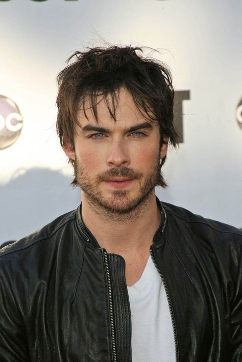 Psl Gods, Ian Somerholder, Ian Joseph Somerhalder, Ian Somerhalder Vampire Diaries, Damon Salvatore Vampire Diaries, Vampire Diaries Damon, Nikki Reed, Vampire Diaries Cast, New Hairstyle