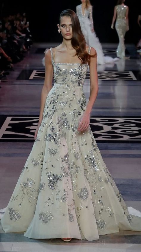 Georges Hobeika Spring 2019 | Couture Georges Hobeika, Georges Hobeika Couture, Hobeika Couture, Paris Prom, Evening In Paris, 2019 Couture, Couture Gowns, Gorgeous Gowns, Prom Gown