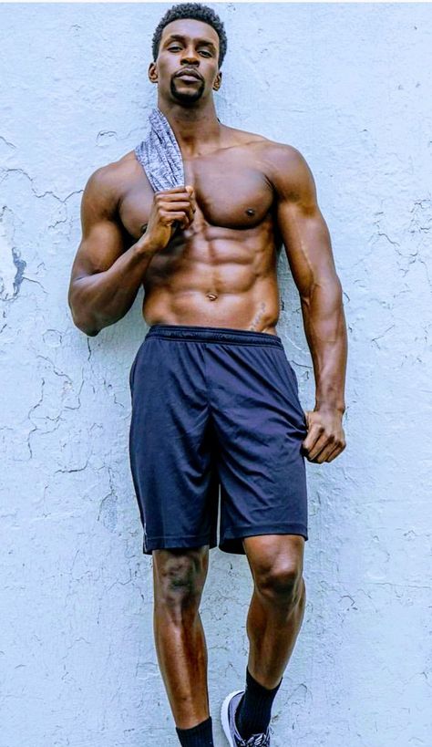 Perfect mens body Athletic Male Body Type, Athletic Body Type Men, Men Physique, Mens Physique, Athletic Body Type, Men's Physique, Silhouette Mode, Black Muscle Men, Chocolate Men