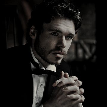 Richard Madden as Rodolphus Lestrange Rodolphus Lestrange, Aquaman Injustice, New Games For Kids, Father Of Twins, Harry Potter Script, Office Dark, Games For Kids Classroom, Game Of Thrones Cast, Forensic Psychology